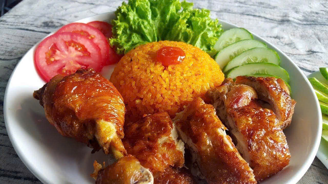 Combo1 : Chicken thigh, wing, soft drink